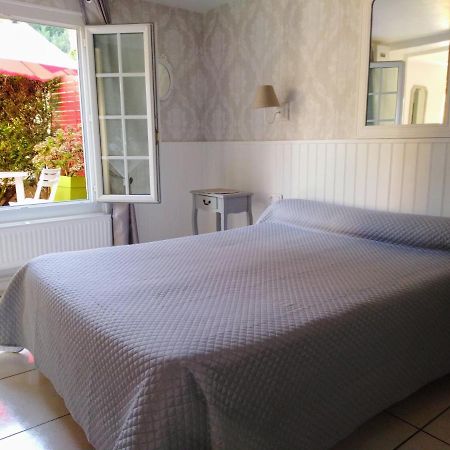 Bed and Breakfast La Touille Cénac-et-Saint-Julien Esterno foto